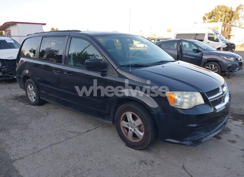 2013 Dodge Grand CARAVAN SXT (VIN 2C4RDGCG9DR626607) main photo