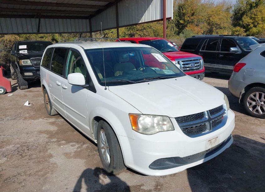 2014 Dodge Grand CARAVAN SXT (VIN 2C4RDGCG9ER150215) main photo