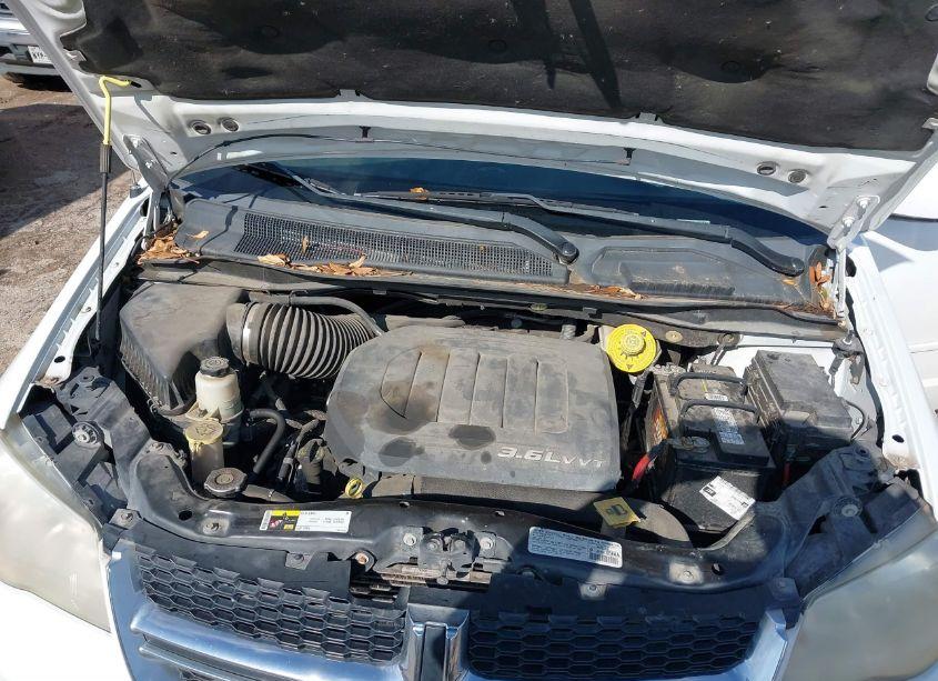 Photo 10 of 2014 Dodge Grand CARAVAN SXT (VIN 2C4RDGCG9ER150215)