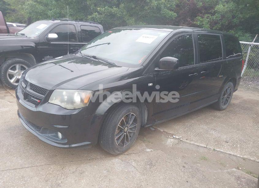 Photo 2 of 2014 Dodge Grand CARAVAN SXT 30TH ANNIVERSARY (VIN 2C4RDGCG9ER340483)