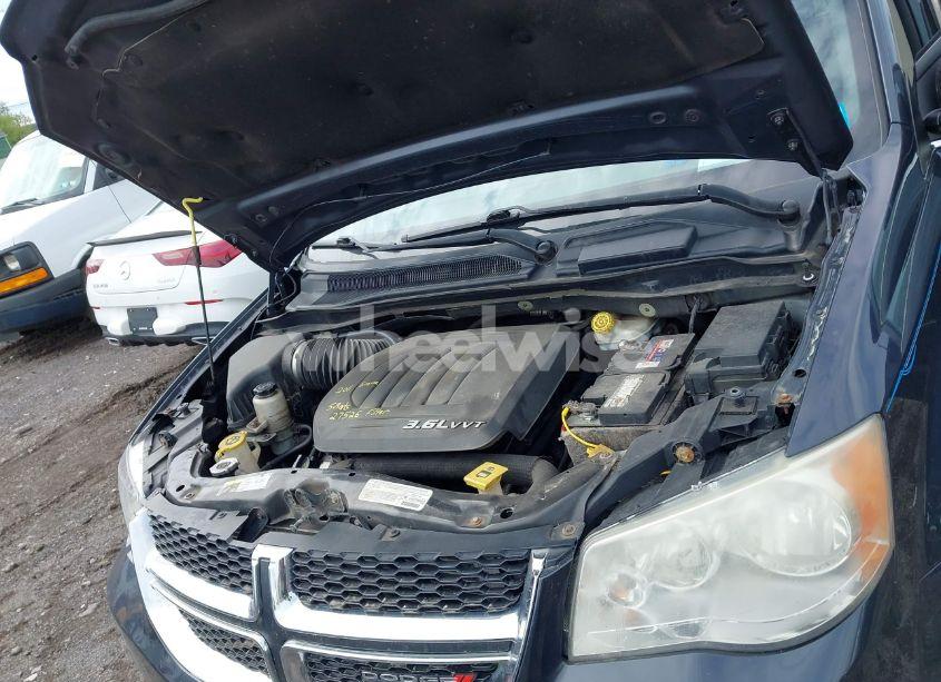 Photo 10 of 2014 Dodge Grand CARAVAN SXT 30TH ANNIVERSARY (VIN 2C4RDGCG9ER459117)