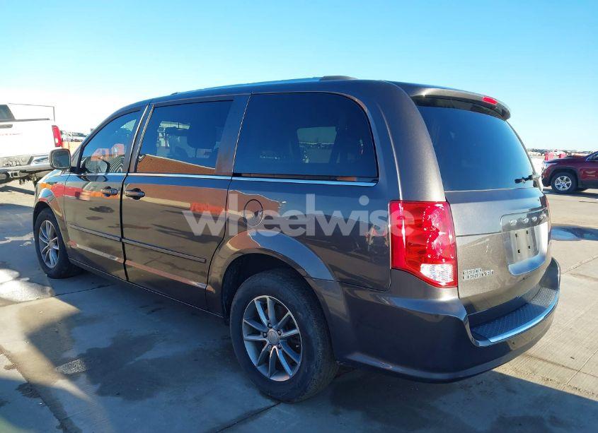 Photo 3 of 2015 Dodge Grand CARAVAN SXT PLUS (VIN 2C4RDGCG9FR660615)