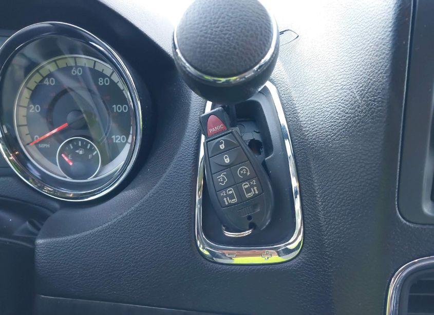 Photo 11 of 2015 Dodge Grand CARAVAN SXT (VIN 2C4RDGCG9FR733790)