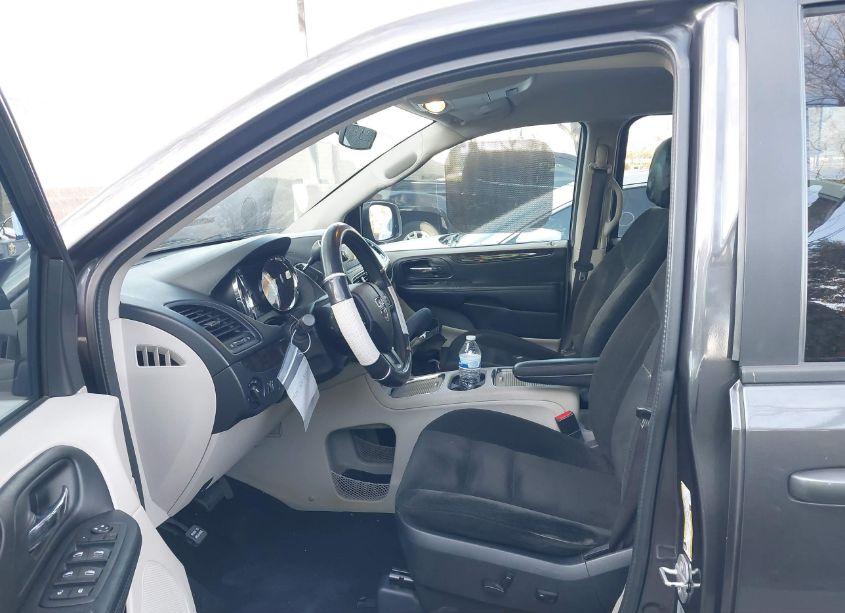 Photo 5 of 2015 Dodge Grand CARAVAN SXT (VIN 2C4RDGCG9FR733790)