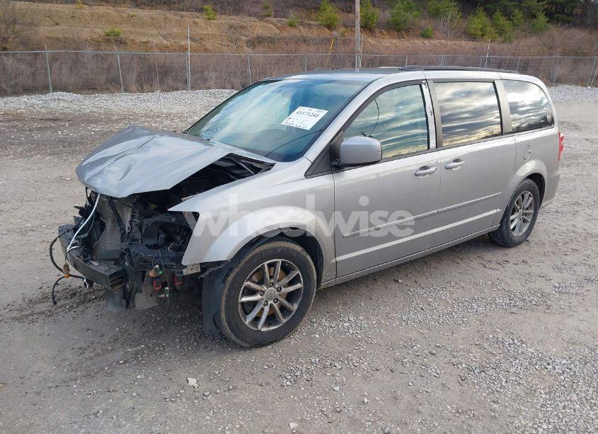 Photo 2 of 2016 Dodge Grand CARAVAN SXT (VIN 2C4RDGCG9GR179328)