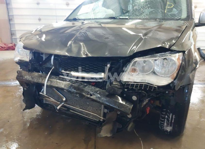 Photo 6 of 2016 Dodge Grand CARAVAN SXT (VIN 2C4RDGCG9GR179989)