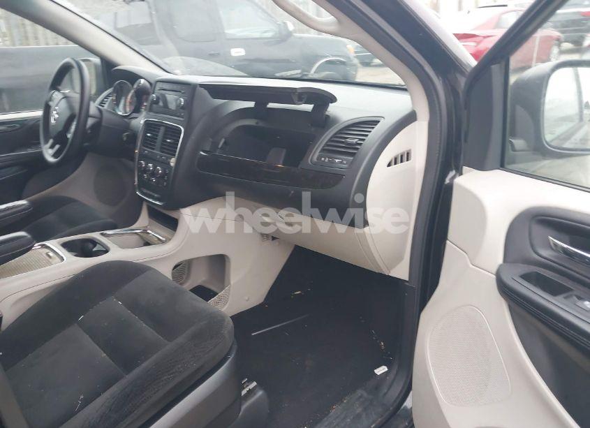 Photo 5 of 2016 Dodge Grand CARAVAN SXT (VIN 2C4RDGCG9GR181581)