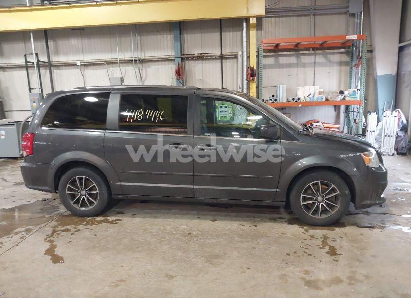 Photo 10 of 2016 Dodge Grand CARAVAN SXT (VIN 2C4RDGCG9GR276738)