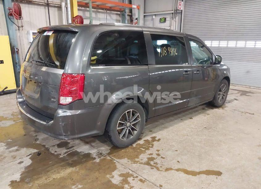 Photo 4 of 2016 Dodge Grand CARAVAN SXT (VIN 2C4RDGCG9GR276738)