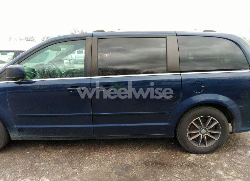 Photo 14 of 2017 Dodge Grand CARAVAN SXT (VIN 2C4RDGCG9HR685209)