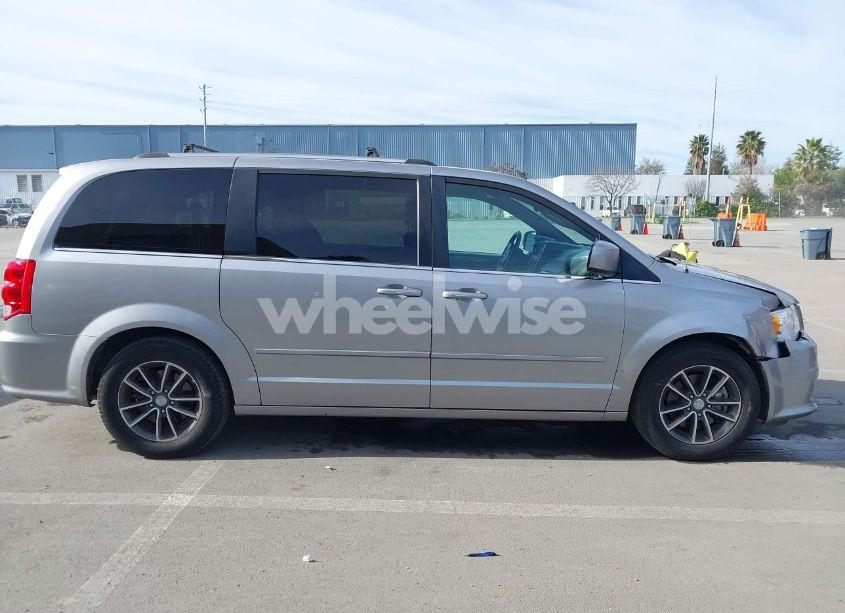 Photo 13 of 2017 Dodge Grand CARAVAN SXT (VIN 2C4RDGCG9HR700307)