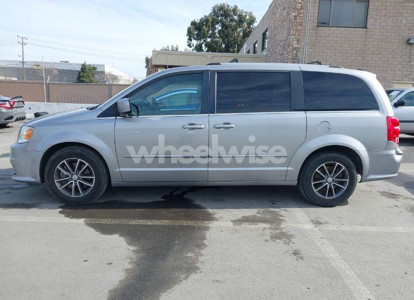 Photo 14 of 2017 Dodge Grand CARAVAN SXT (VIN 2C4RDGCG9HR700307)