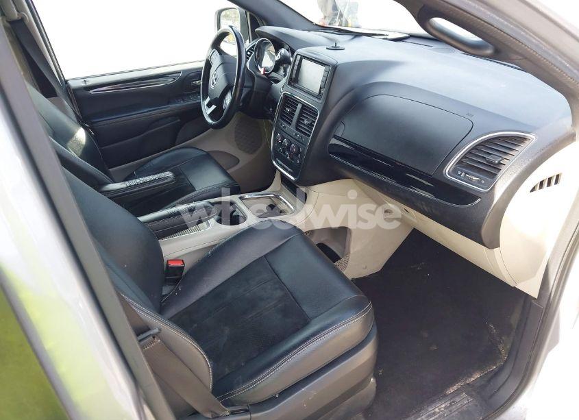 Photo 5 of 2017 Dodge Grand CARAVAN SXT (VIN 2C4RDGCG9HR700307)
