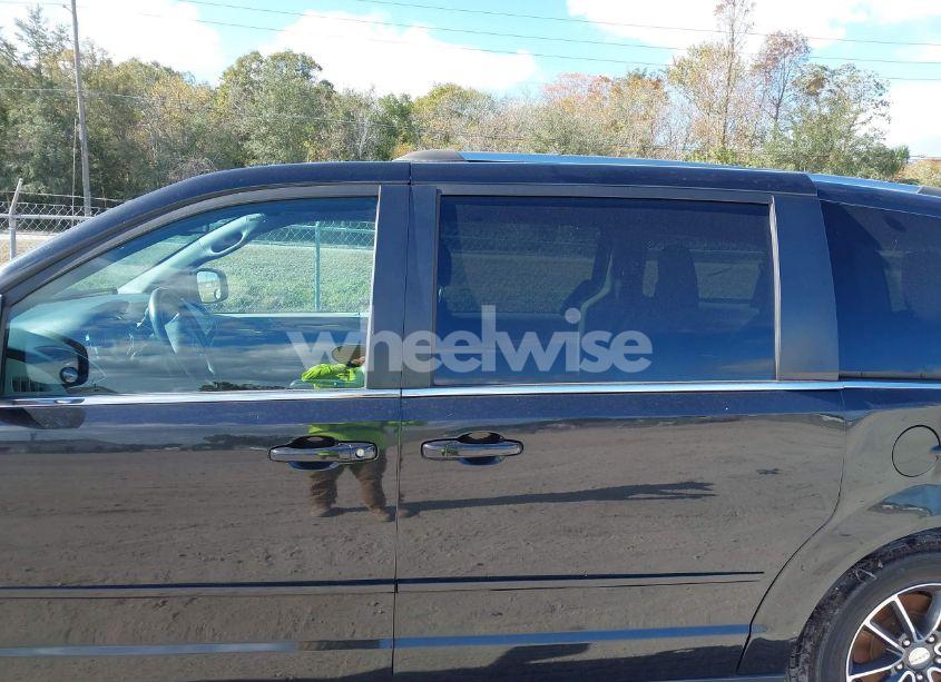 Photo 14 of 2017 Dodge Grand CARAVAN SXT (VIN 2C4RDGCG9HR806675)