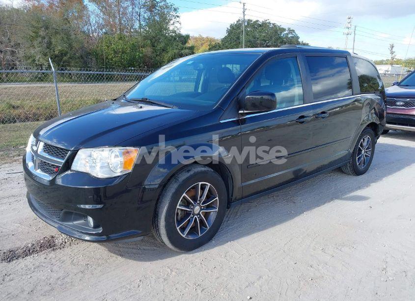 Photo 2 of 2017 Dodge Grand CARAVAN SXT (VIN 2C4RDGCG9HR806675)
