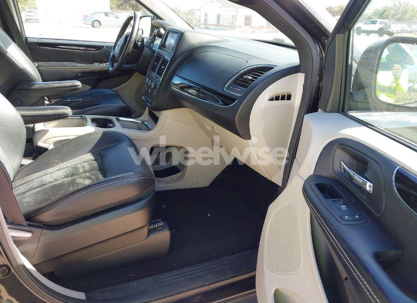 Photo 5 of 2017 Dodge Grand CARAVAN SXT (VIN 2C4RDGCG9HR806675)