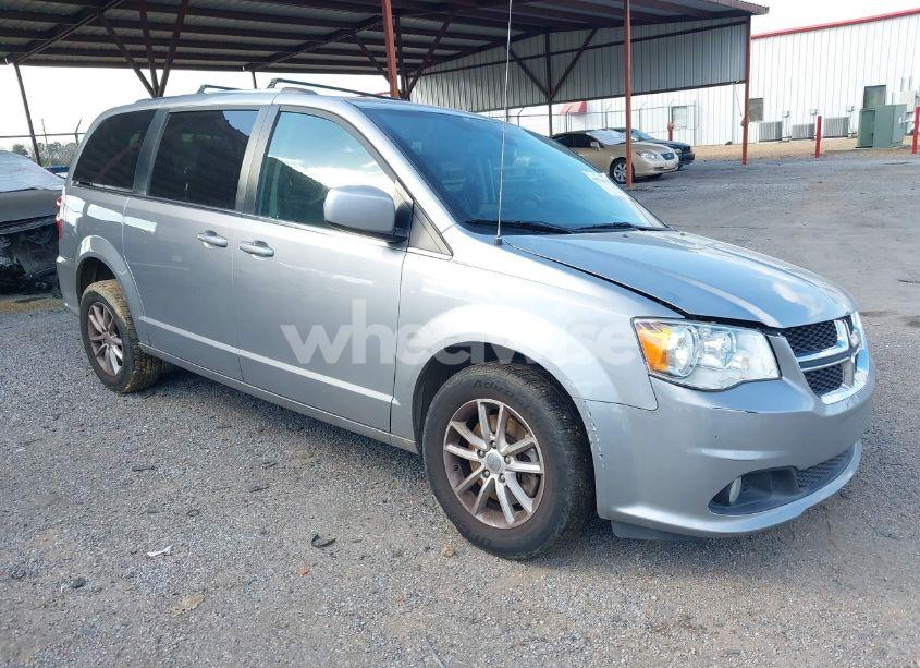 2018 Dodge Grand CARAVAN SXT (VIN 2C4RDGCG9JR265617) main photo