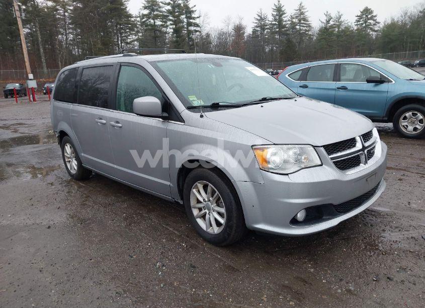 2018 Dodge Grand CARAVAN SXT (VIN 2C4RDGCG9JR343359) main photo