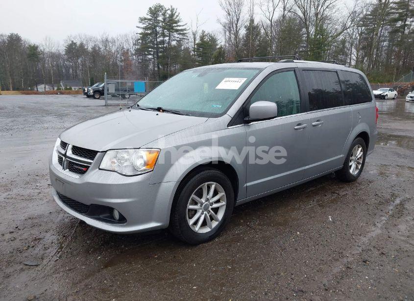 Photo 2 of 2018 Dodge Grand CARAVAN SXT (VIN 2C4RDGCG9JR343359)