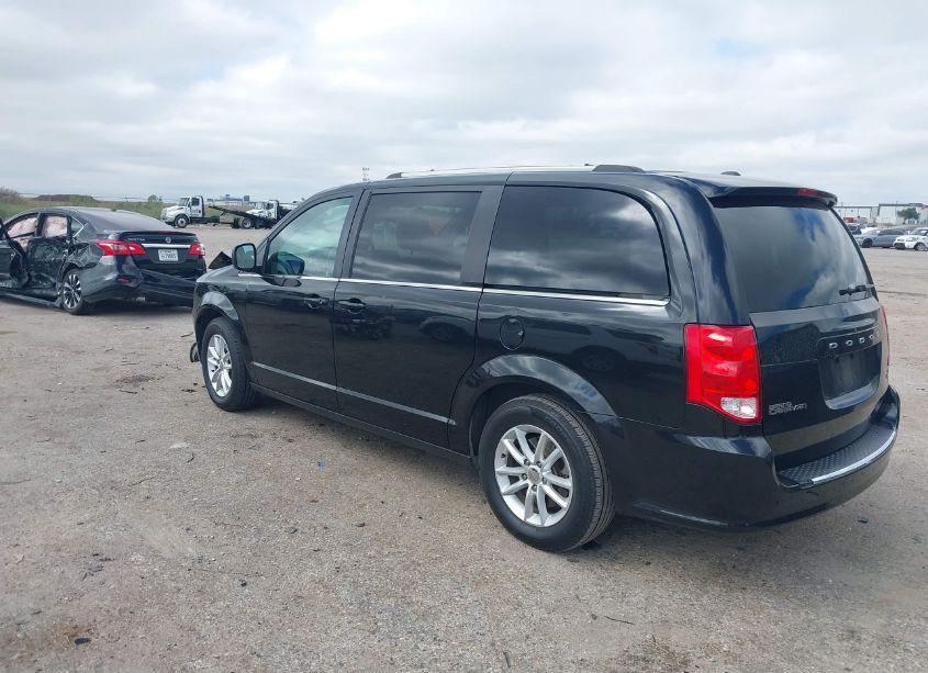 Photo 3 of 2018 Dodge Grand CARAVAN SXT (VIN 2C4RDGCG9JR359738)