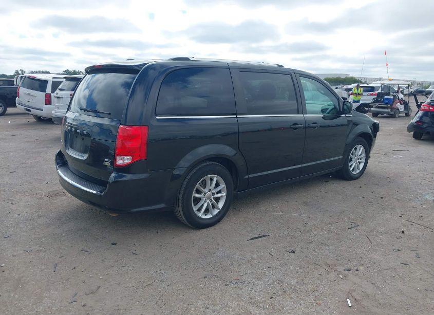 Photo 4 of 2018 Dodge Grand CARAVAN SXT (VIN 2C4RDGCG9JR359738)
