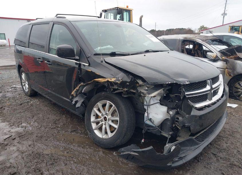 2019 Dodge Grand CARAVAN SXT (VIN 2C4RDGCG9KR557706) main photo