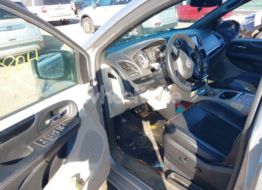 Photo 5 of 2019 Dodge Grand CARAVAN SXT (VIN 2C4RDGCG9KR598952)