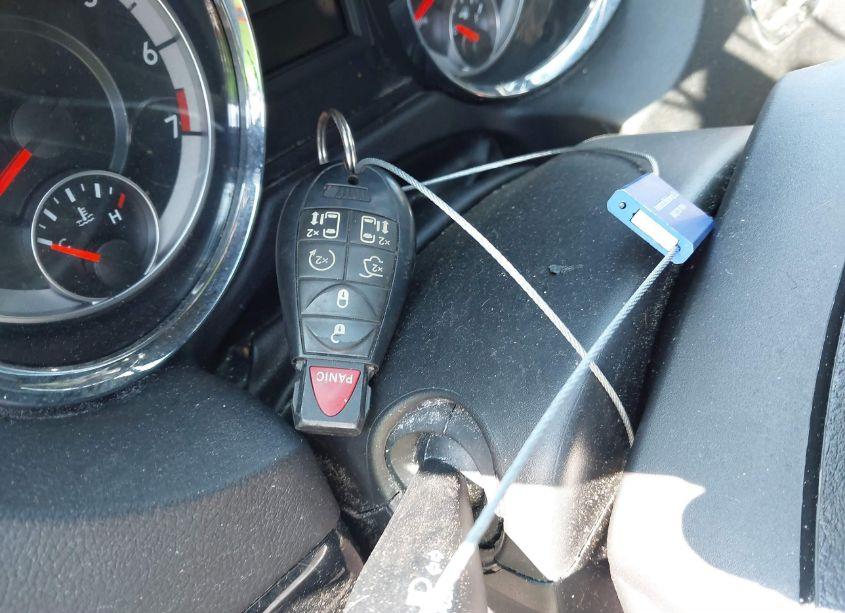 Photo 11 of 2019 Dodge Grand CARAVAN SXT (VIN 2C4RDGCG9KR619587)