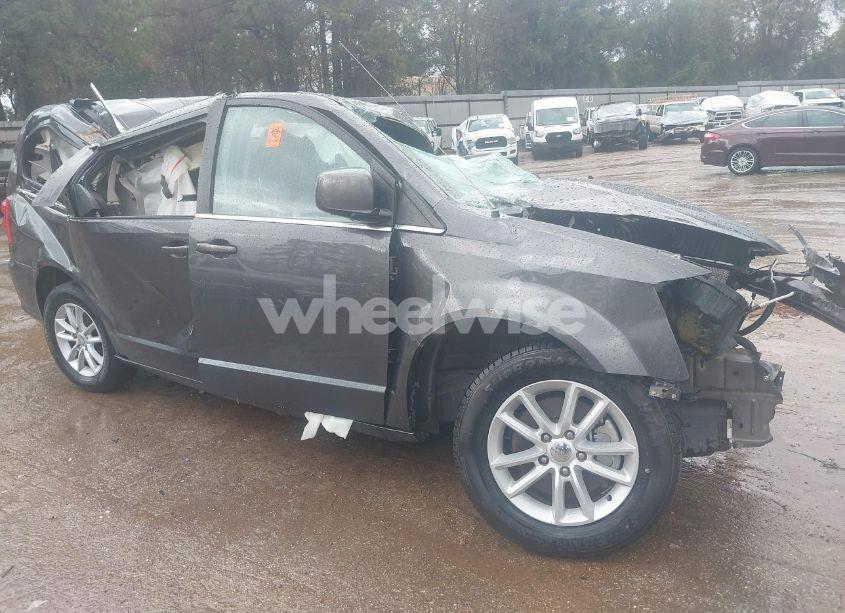 2019 Dodge Grand CARAVAN SXT (VIN 2C4RDGCG9KR655831) main photo