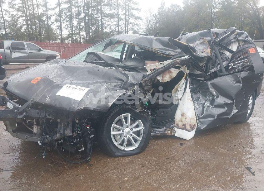 Photo 2 of 2019 Dodge Grand CARAVAN SXT (VIN 2C4RDGCG9KR655831)