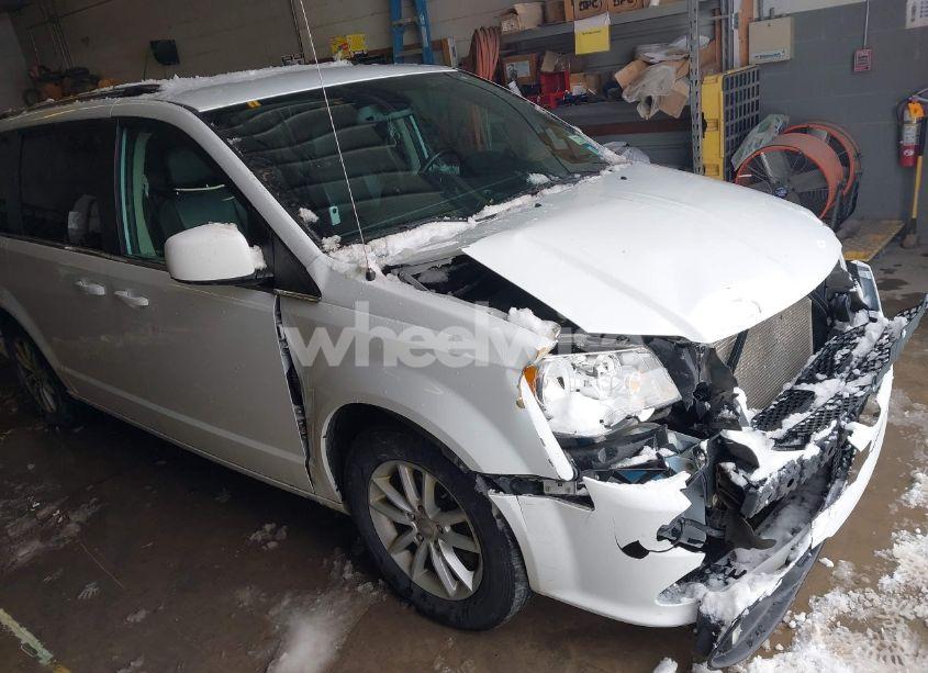 2019 Dodge Grand CARAVAN SXT (VIN 2C4RDGCG9KR662455) main photo