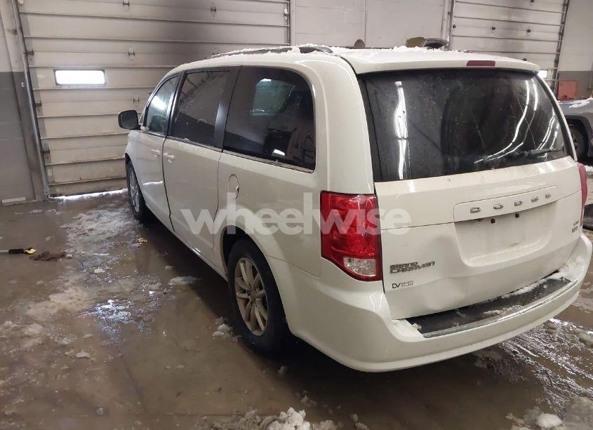 Photo 3 of 2019 Dodge Grand CARAVAN SXT (VIN 2C4RDGCG9KR662455)