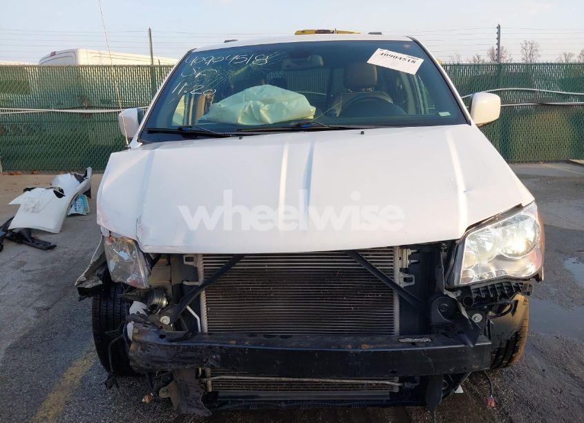 Photo 13 of 2019 Dodge Grand CARAVAN SXT (VIN 2C4RDGCG9KR724713)