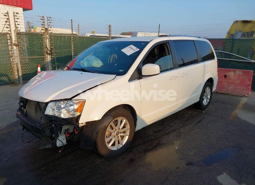 Photo 2 of 2019 Dodge Grand CARAVAN SXT (VIN 2C4RDGCG9KR724713)