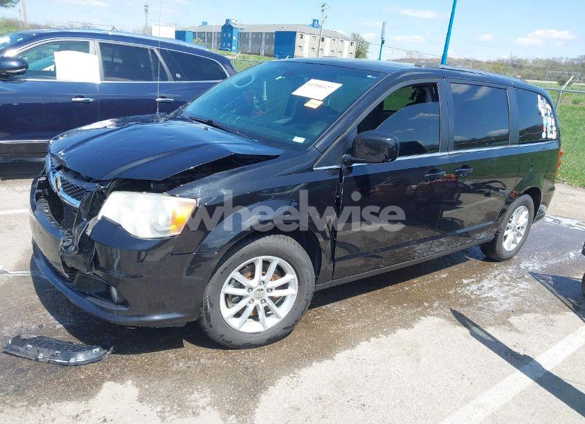 Photo 2 of 2019 Dodge Grand CARAVAN SXT (VIN 2C4RDGCG9KR774978)