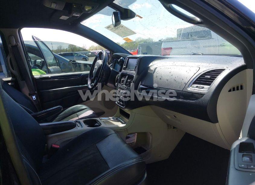 Photo 5 of 2019 Dodge Grand CARAVAN SXT (VIN 2C4RDGCG9KR774978)