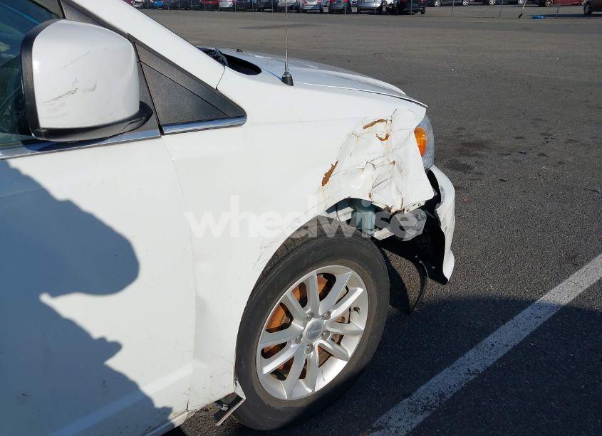 Photo 16 of 2019 Dodge Grand CARAVAN SXT (VIN 2C4RDGCG9KR775287)