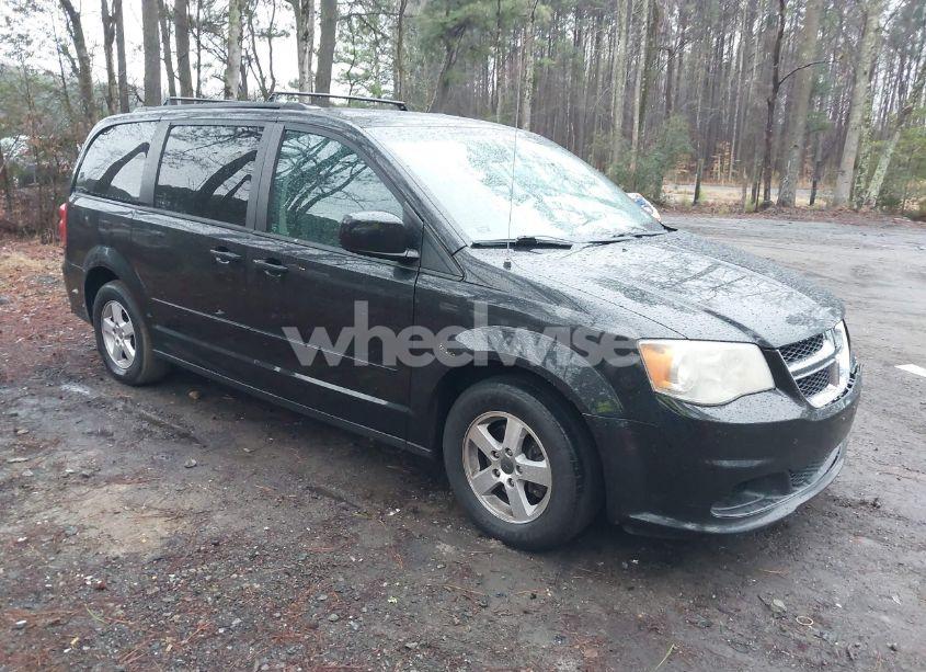 2013 Dodge Grand CARAVAN SXT (VIN 2C4RDGCGXDR549777) main photo