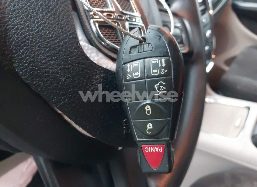 Photo 11 of 2013 Dodge Grand CARAVAN SXT (VIN 2C4RDGCGXDR549777)