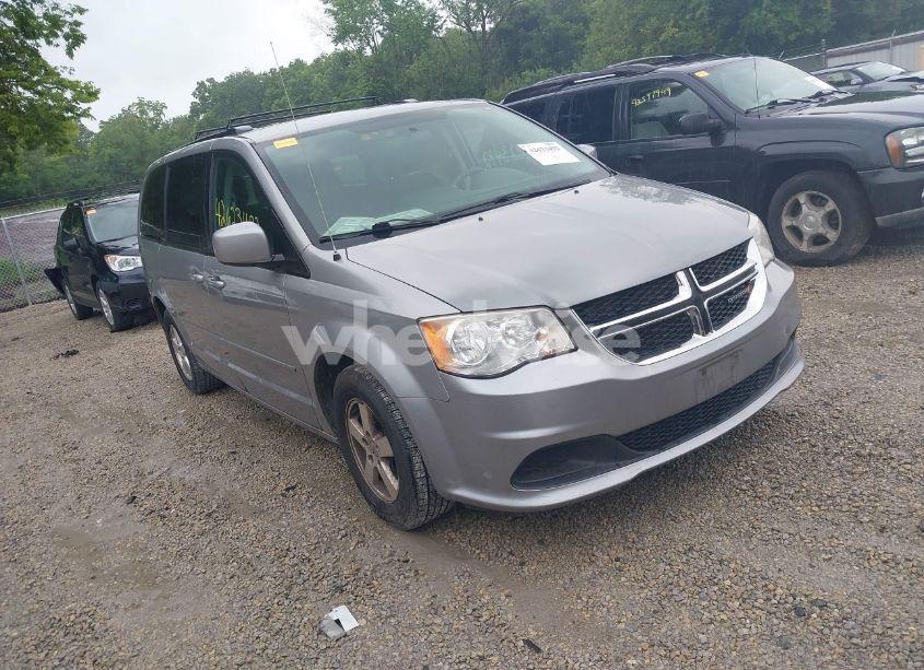 2013 Dodge Grand CARAVAN SXT (VIN 2C4RDGCGXDR663228) main photo