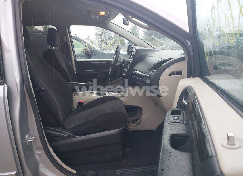 Photo 5 of 2013 Dodge Grand CARAVAN SXT (VIN 2C4RDGCGXDR663228)