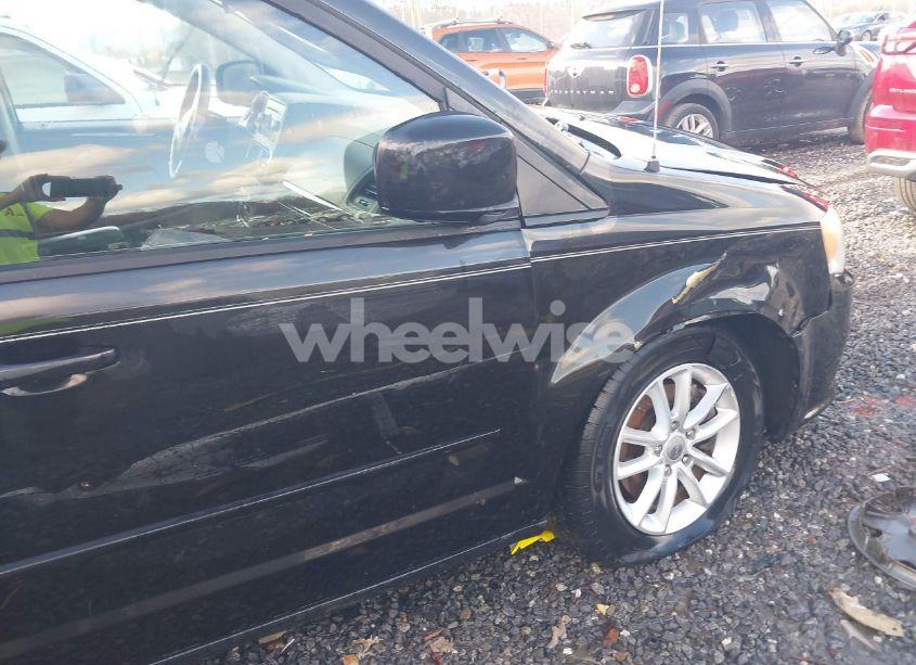 Photo 17 of 2014 Dodge Grand CARAVAN SXT (VIN 2C4RDGCGXER128305)