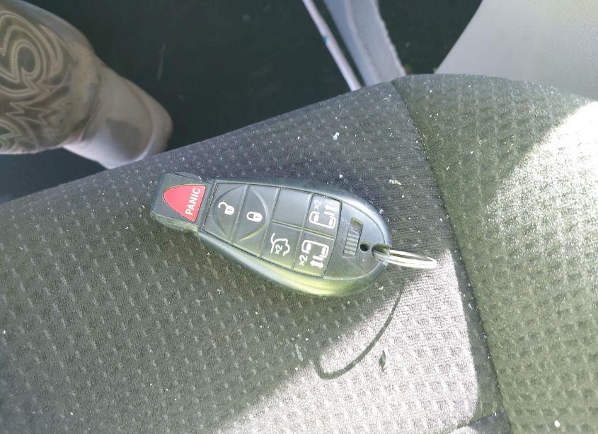 Photo 11 of 2014 Dodge Grand CARAVAN SXT (VIN 2C4RDGCGXER173373)