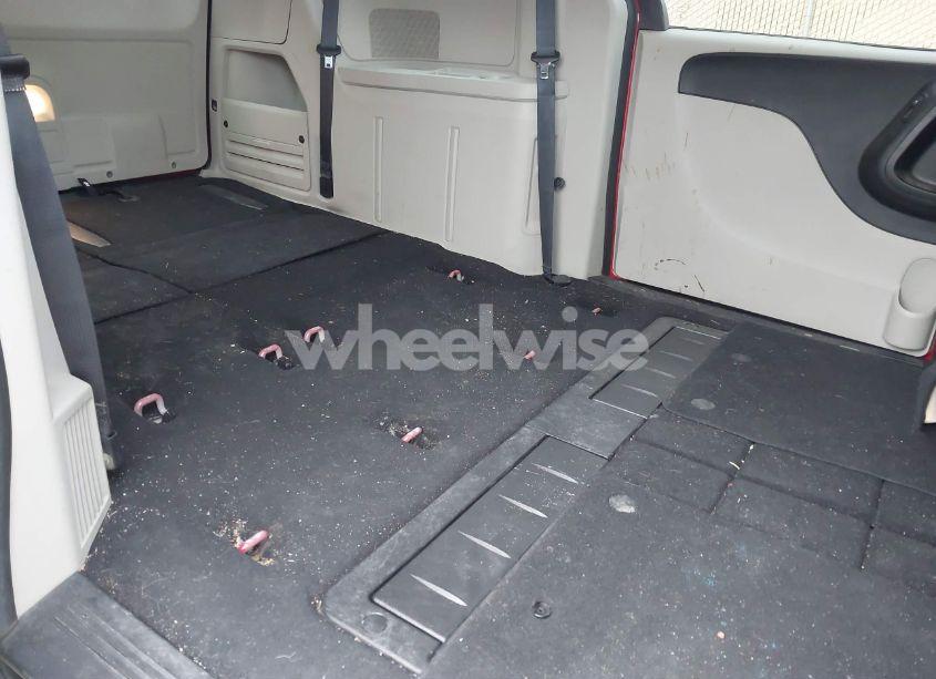 Photo 8 of 2014 Dodge Grand CARAVAN SXT (VIN 2C4RDGCGXER240568)