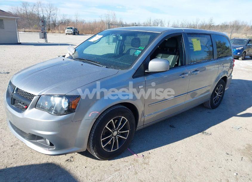 Photo 2 of 2014 Dodge Grand CARAVAN SXT 30TH ANNIVERSARY (VIN 2C4RDGCGXER267947)