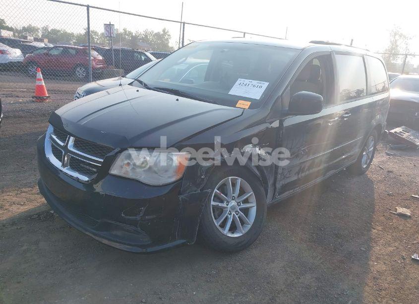 Photo 2 of 2014 Dodge Grand CARAVAN SXT/SXT 30TH ANNIVERSARY (VIN 2C4RDGCGXER349449)