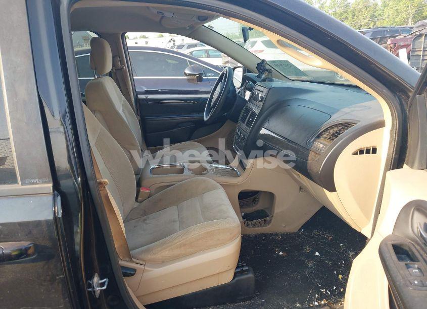 Photo 5 of 2014 Dodge Grand CARAVAN SXT/SXT 30TH ANNIVERSARY (VIN 2C4RDGCGXER349449)