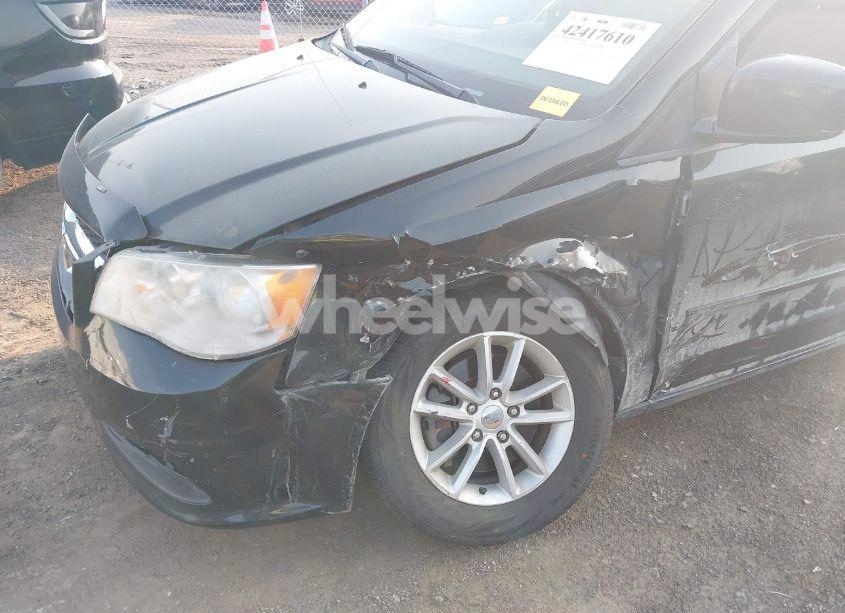 Photo 6 of 2014 Dodge Grand CARAVAN SXT/SXT 30TH ANNIVERSARY (VIN 2C4RDGCGXER349449)