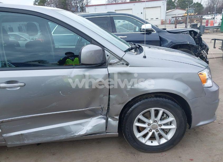 Photo 6 of 2015 Dodge Grand CARAVAN SXT (VIN 2C4RDGCGXFR608006)