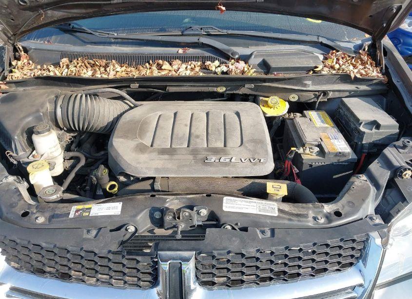 Photo 10 of 2015 Dodge Grand CARAVAN SXT (VIN 2C4RDGCGXFR631317)